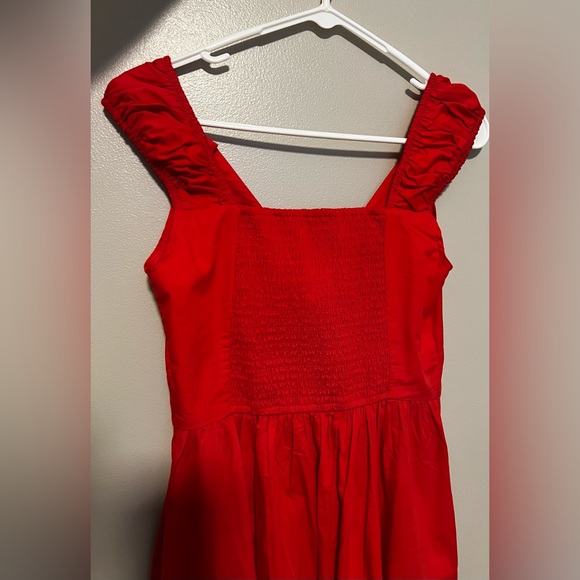 Abercrombie & Fitch midi dress with dropped waist and capped sleeves. Small. - Picture 4 of 4